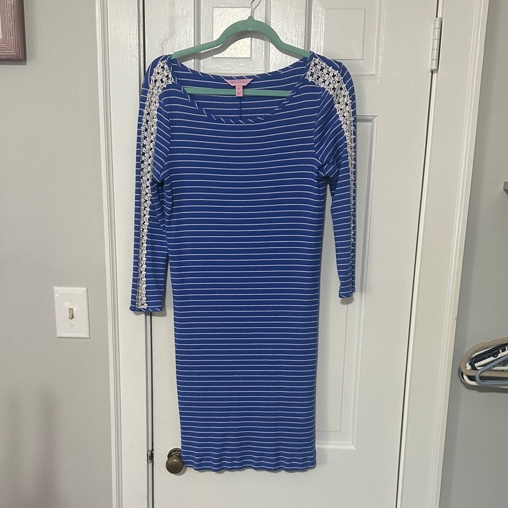 Lilly Pulitzer blue and white strip bodycon dress size medium